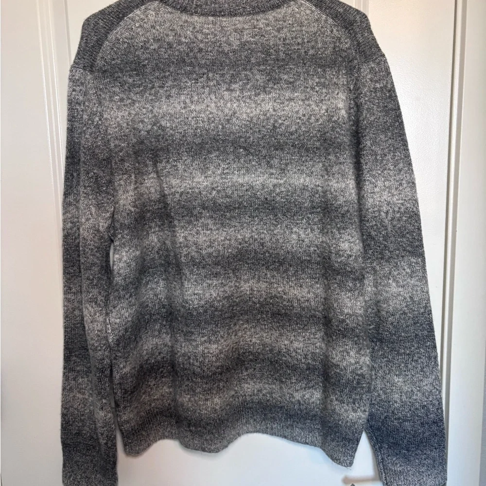 Banana Republic Men's Charcoal Crewneck Sweater